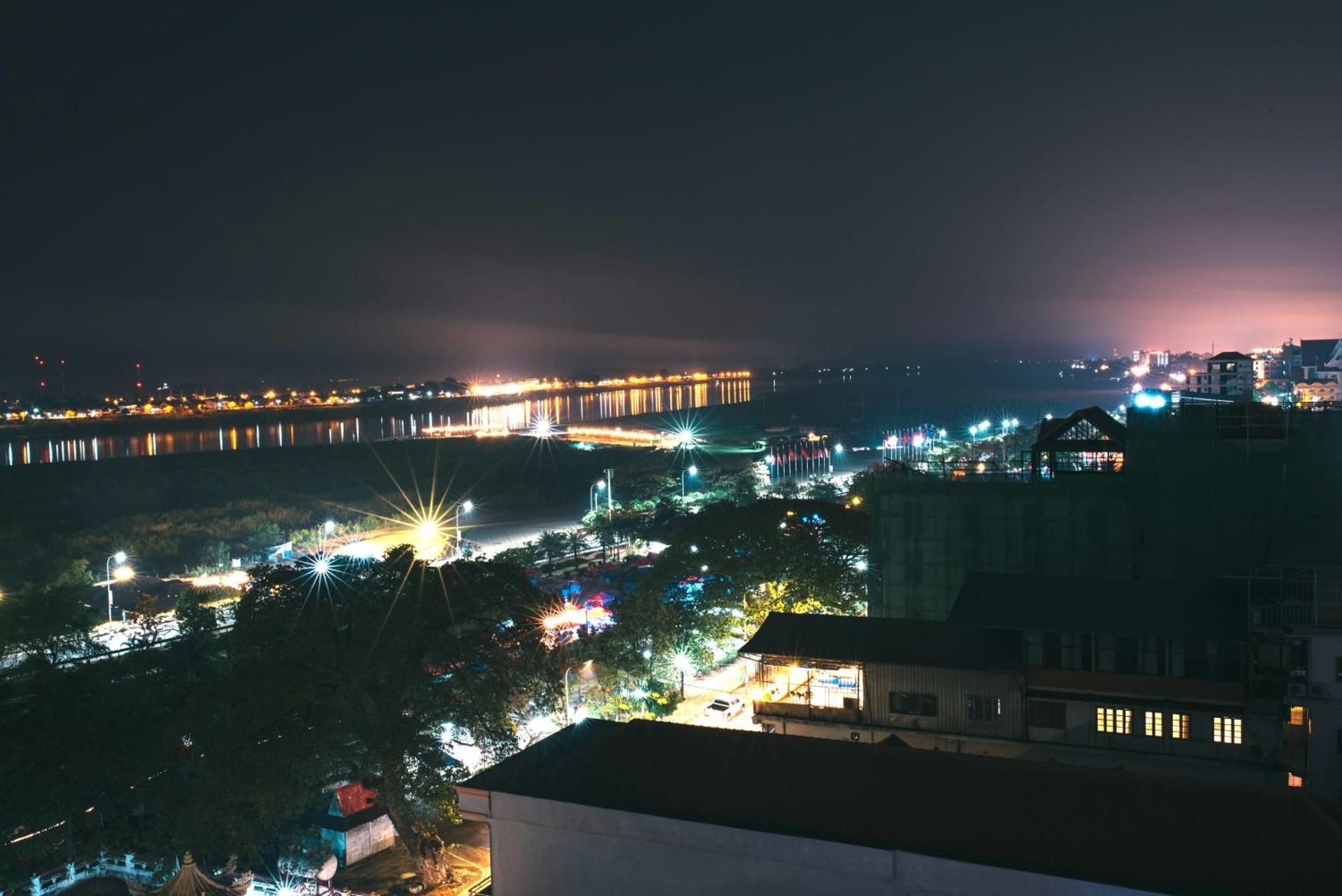 V Hotel 万象 外观 照片